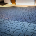 impregnat-do-kostki-brukowej-antracyt-ochrona-podjazdu